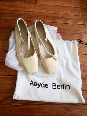 Aeyde Uma Cream Patent Leather Mary Jane Flats